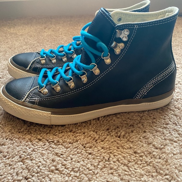 Converse - Picture 4 of 5